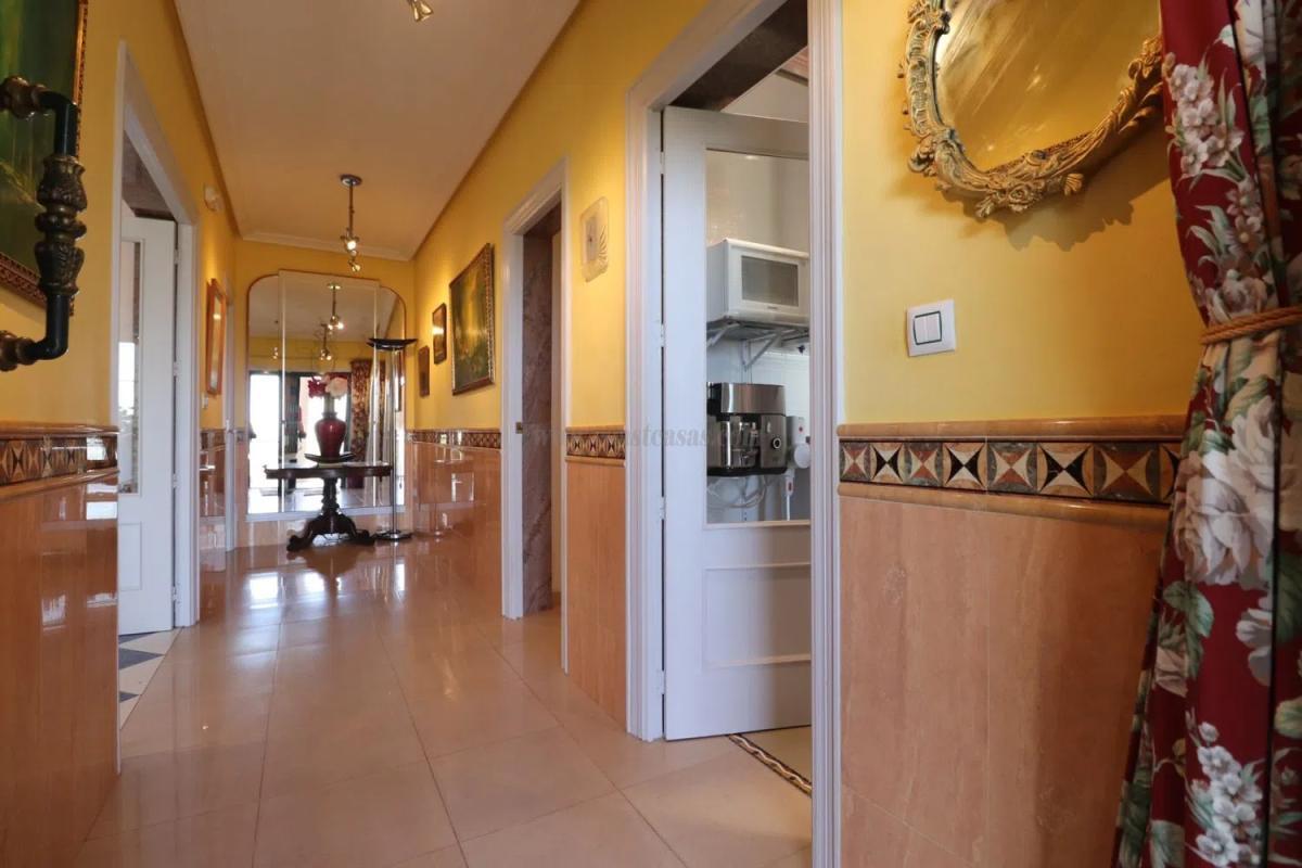 Venta de villa en Algorfa