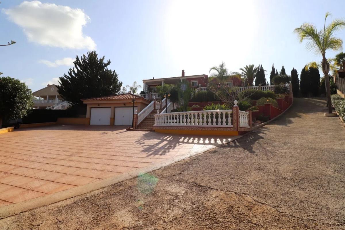 Venta de villa en Algorfa
