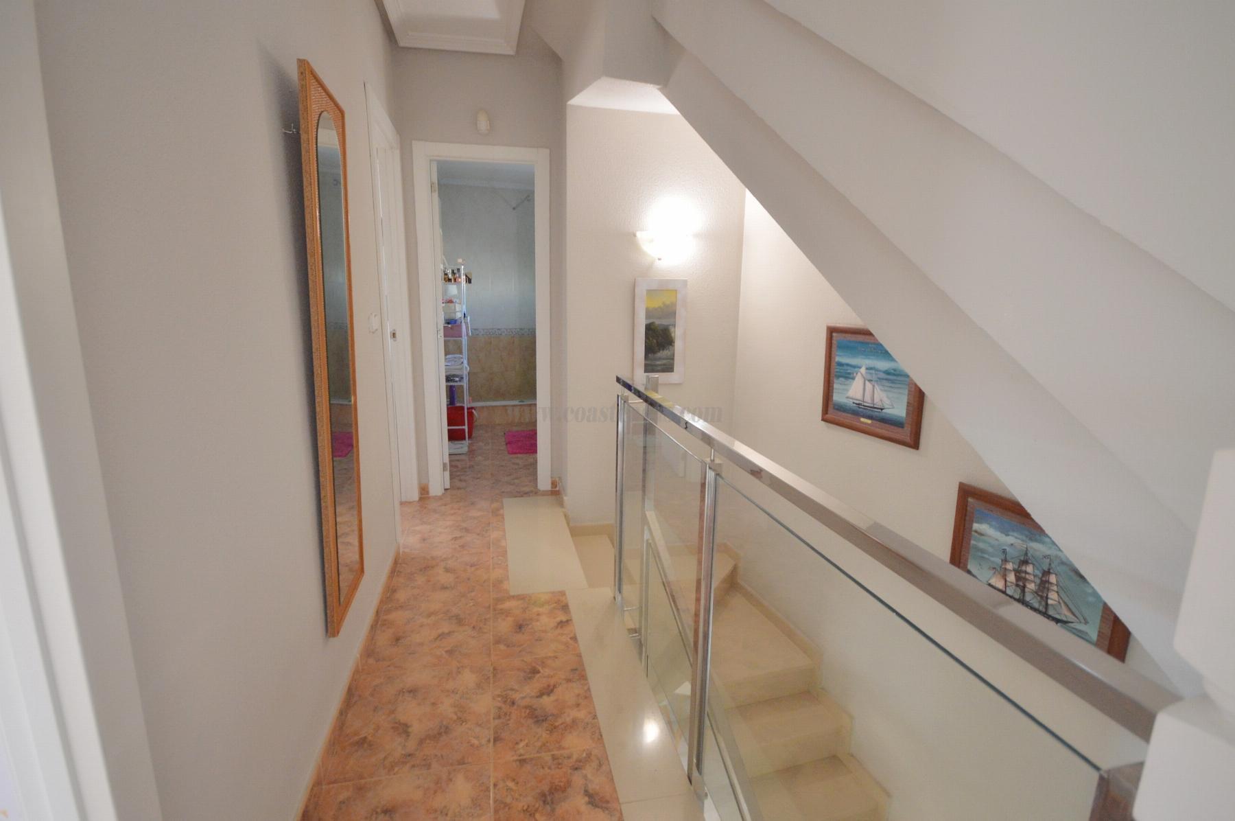 Venta de chalet en Orihuela Costa