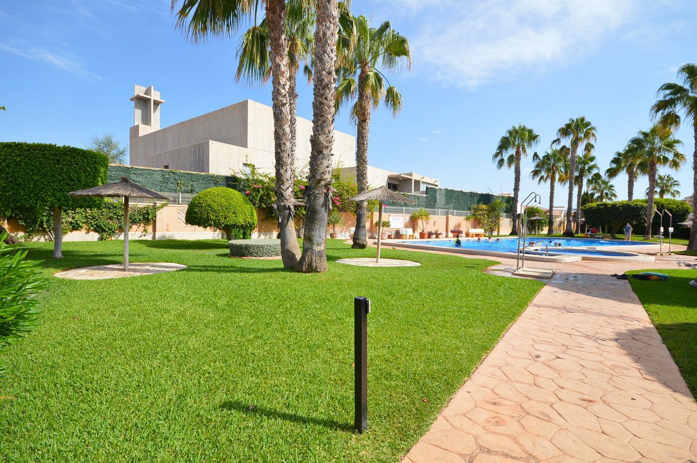 Venta de chalet en Orihuela Costa