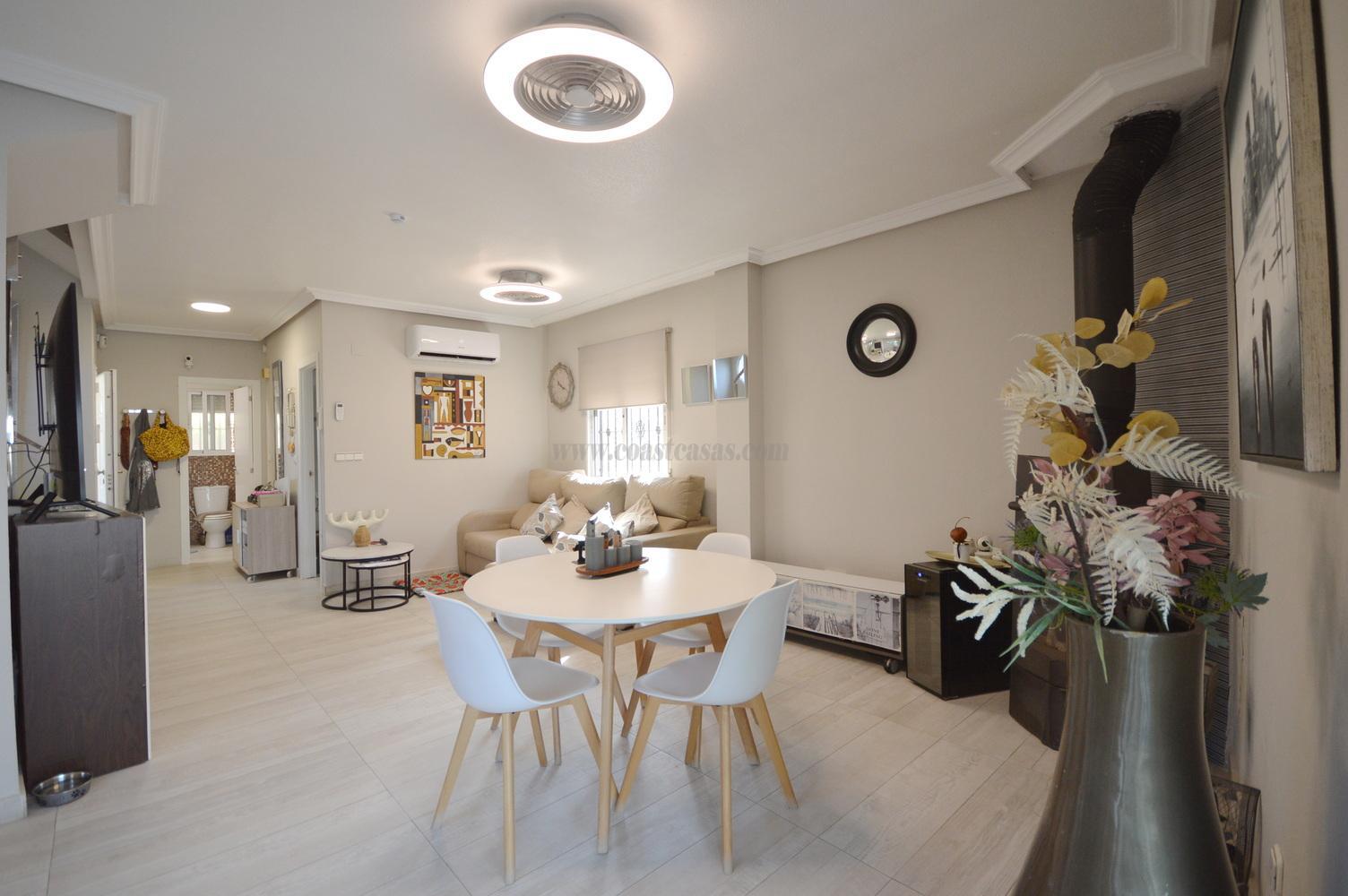 Venta de chalet en Orihuela Costa