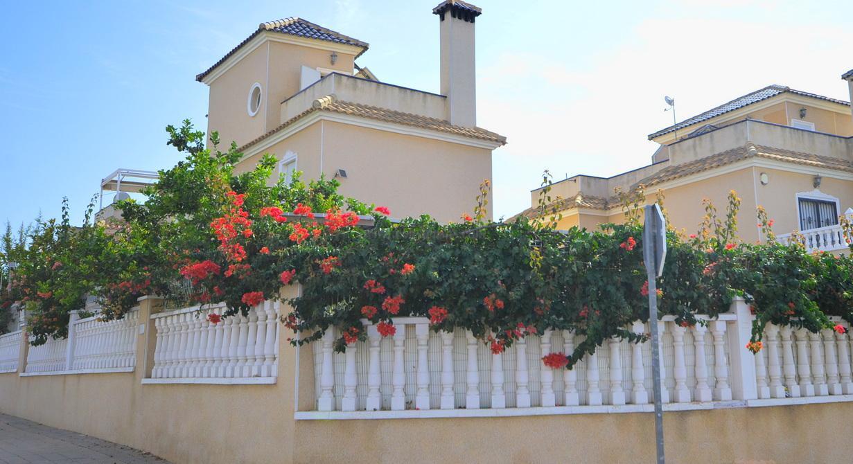 Venta de chalet en Orihuela Costa