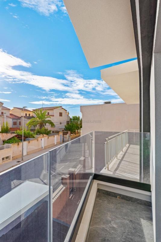 Venta de villa en Pilar de la Horadada