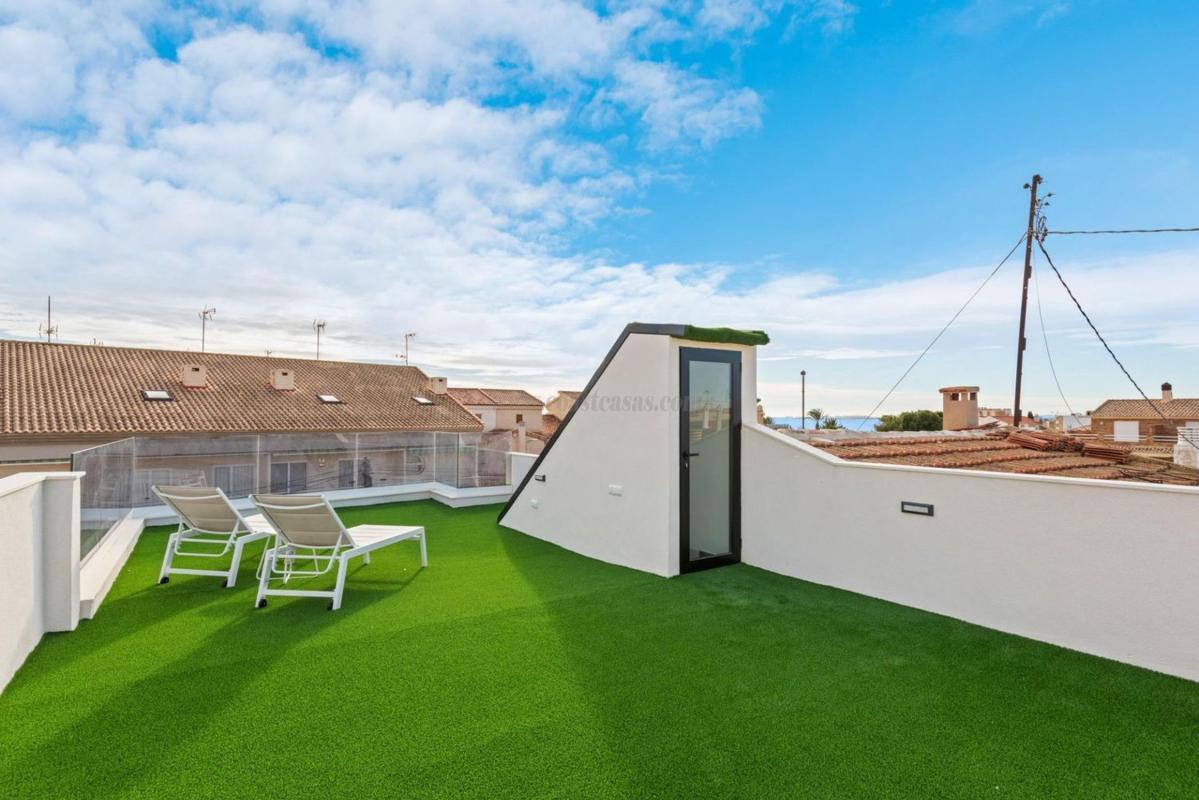 Venta de villa en Pilar de la Horadada