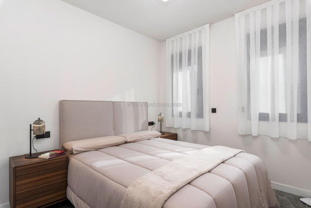 Venta de villa en Pilar de la Horadada