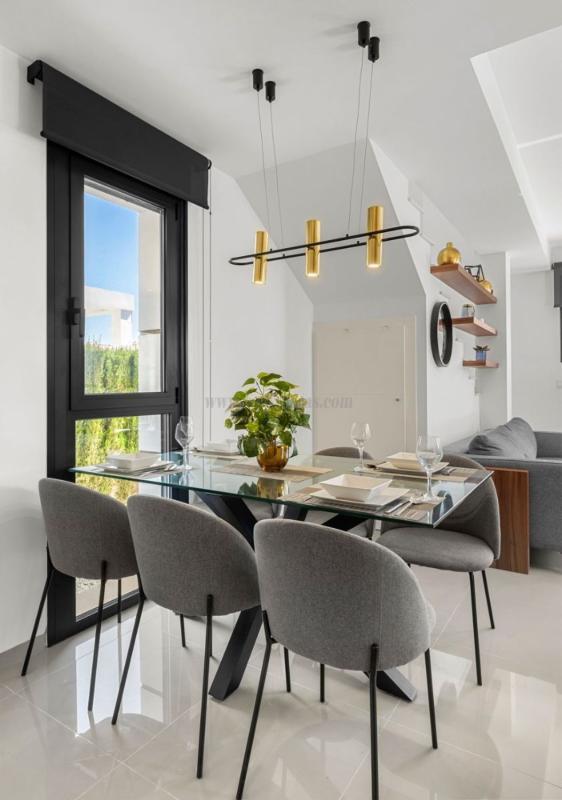 Venta de villa en Rojales