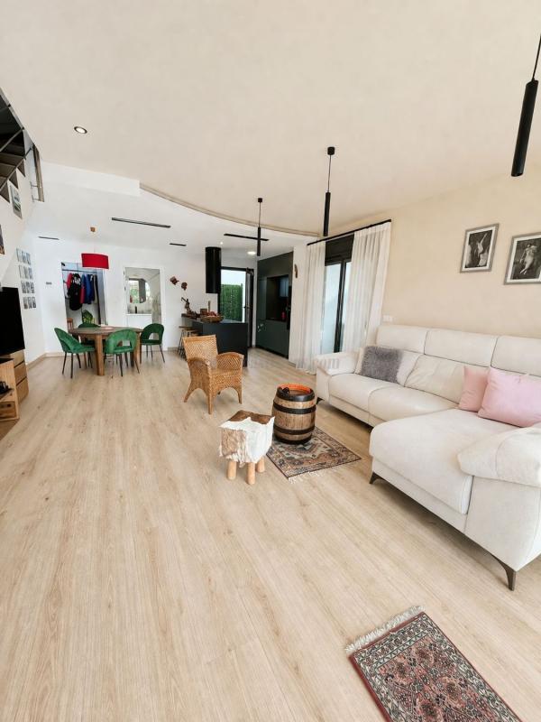 Venta de  en Los Montesinos