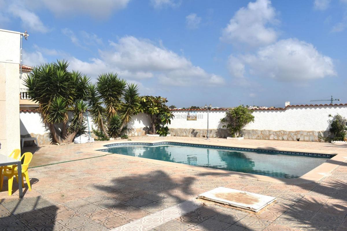 Venta de villa en San Fulgencio