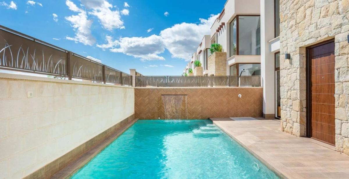 Venta de villa en Rojales