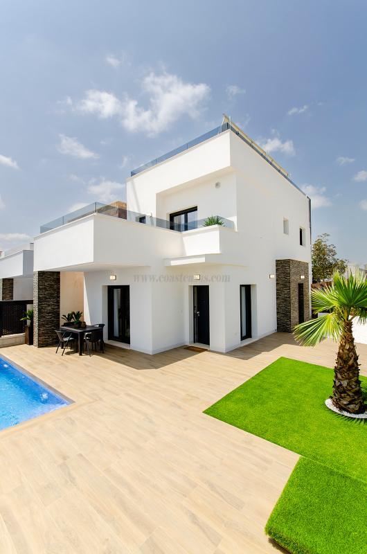 Venta de villa en Orihuela