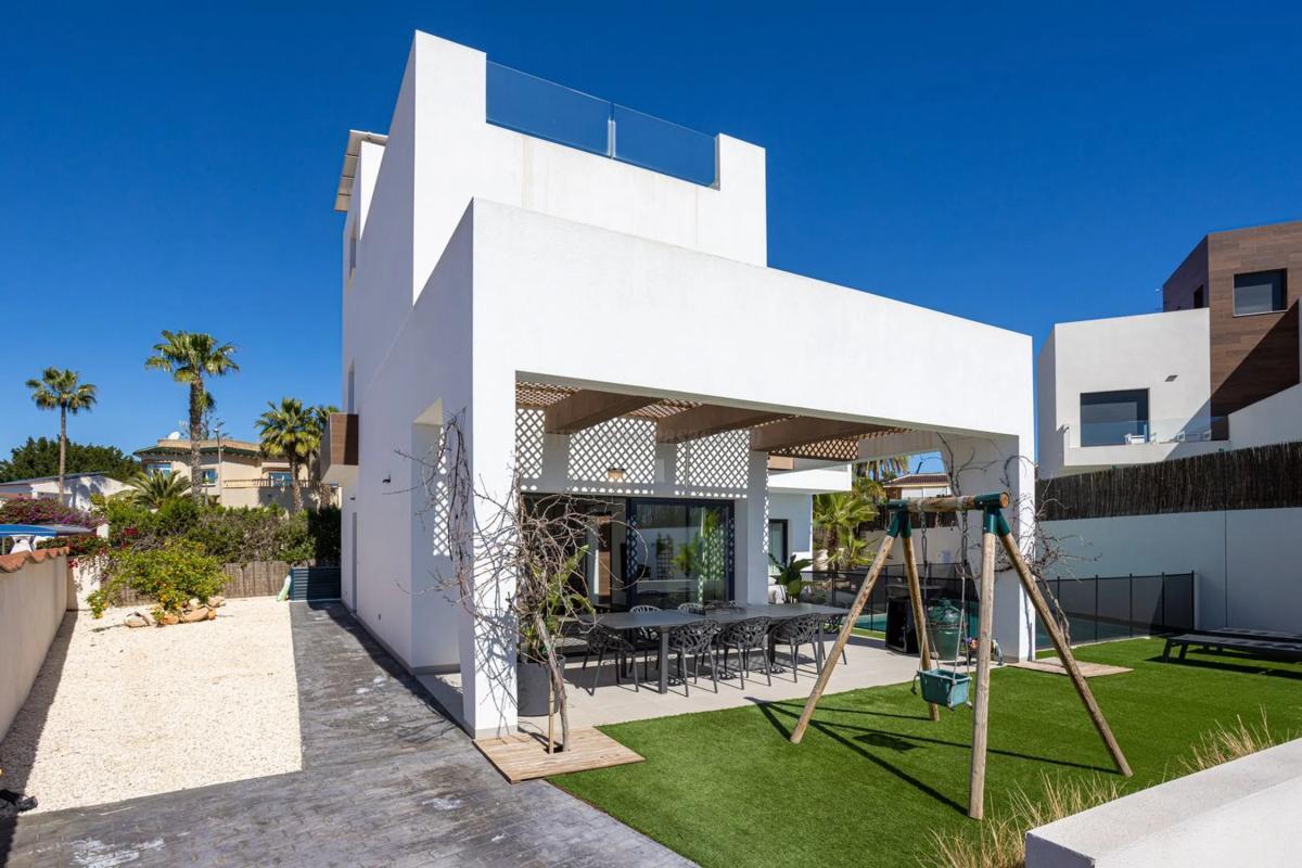 Venta de villa en Rojales