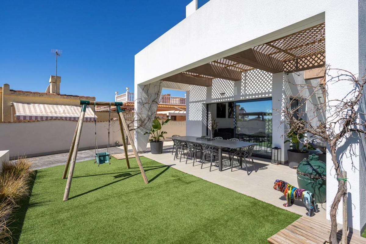 Venta de villa en Rojales
