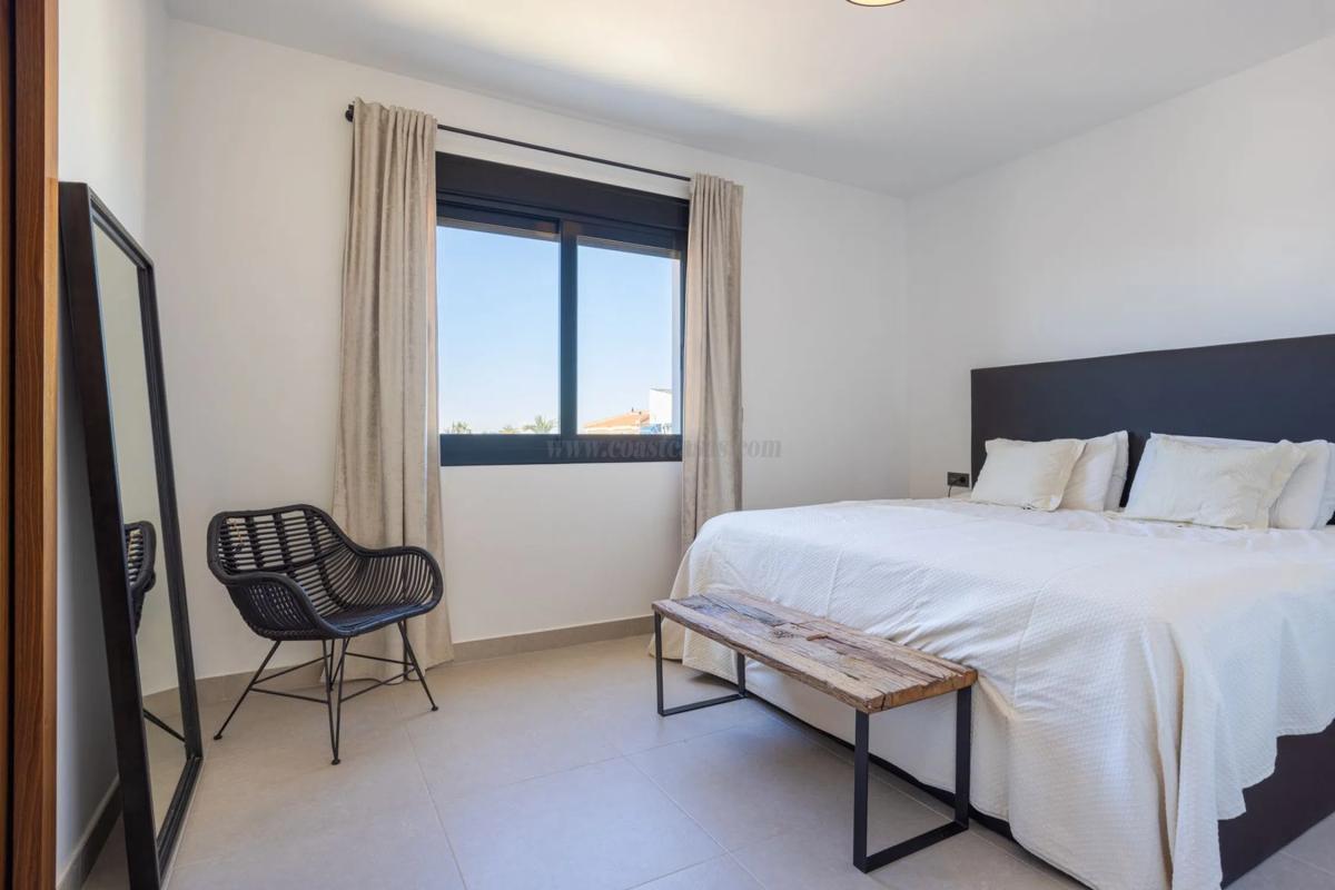 Venta de villa en Rojales