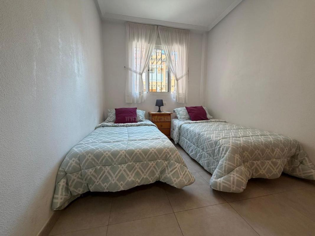 Venta de villa en Orihuela