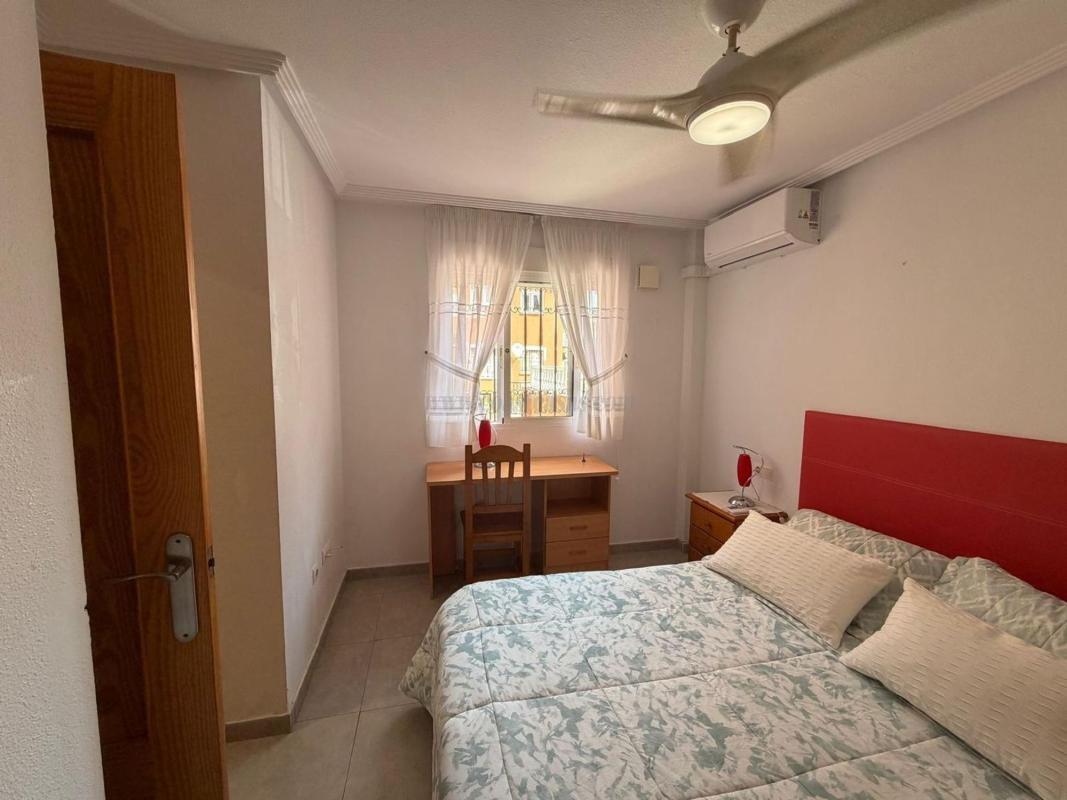 Venta de villa en Orihuela