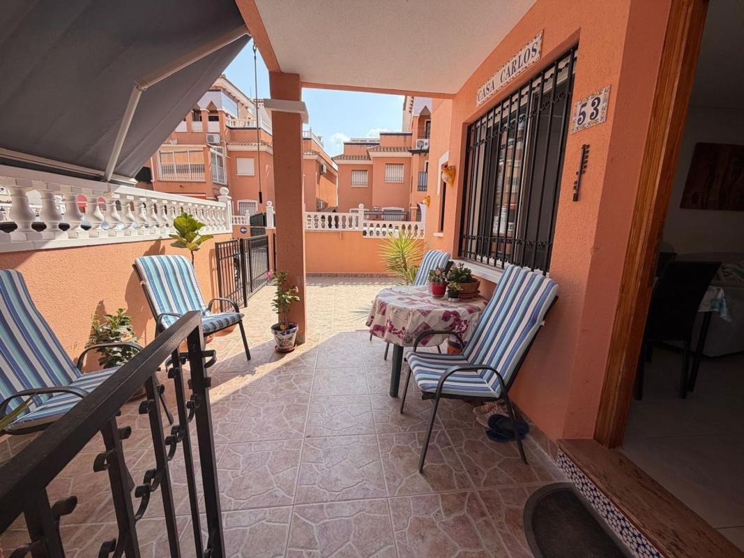Venta de villa en Orihuela