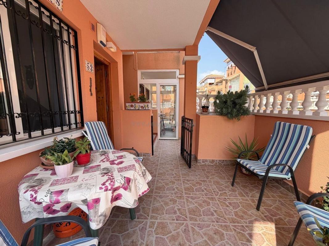 Venta de villa en Orihuela