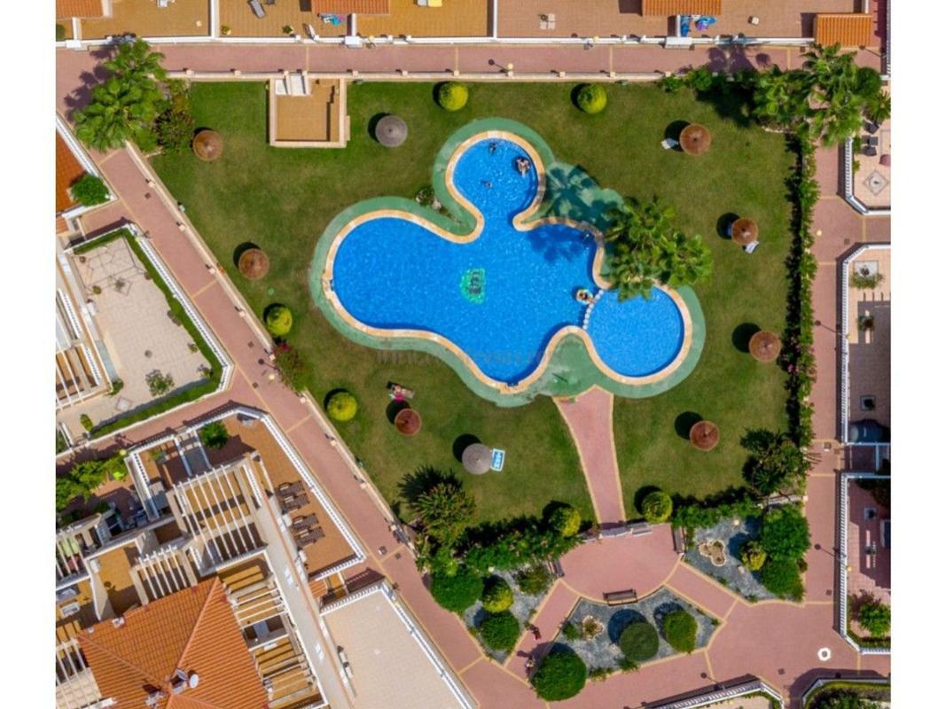 Venta de villa en Orihuela