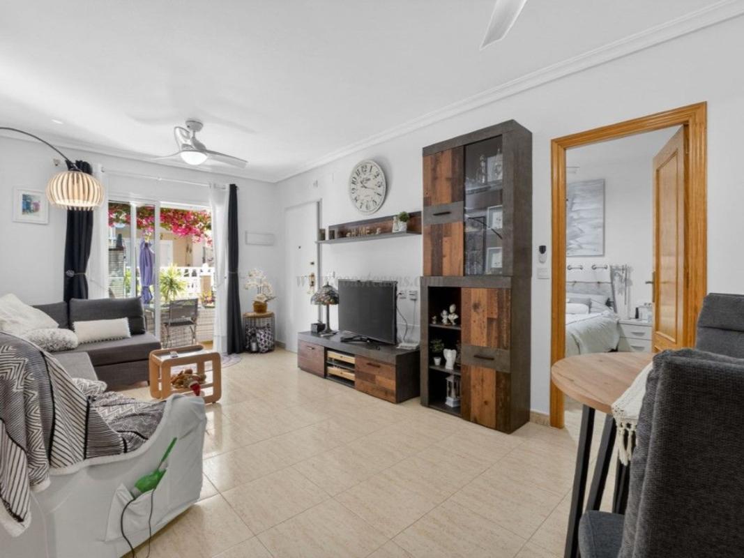 Venta de villa en Orihuela