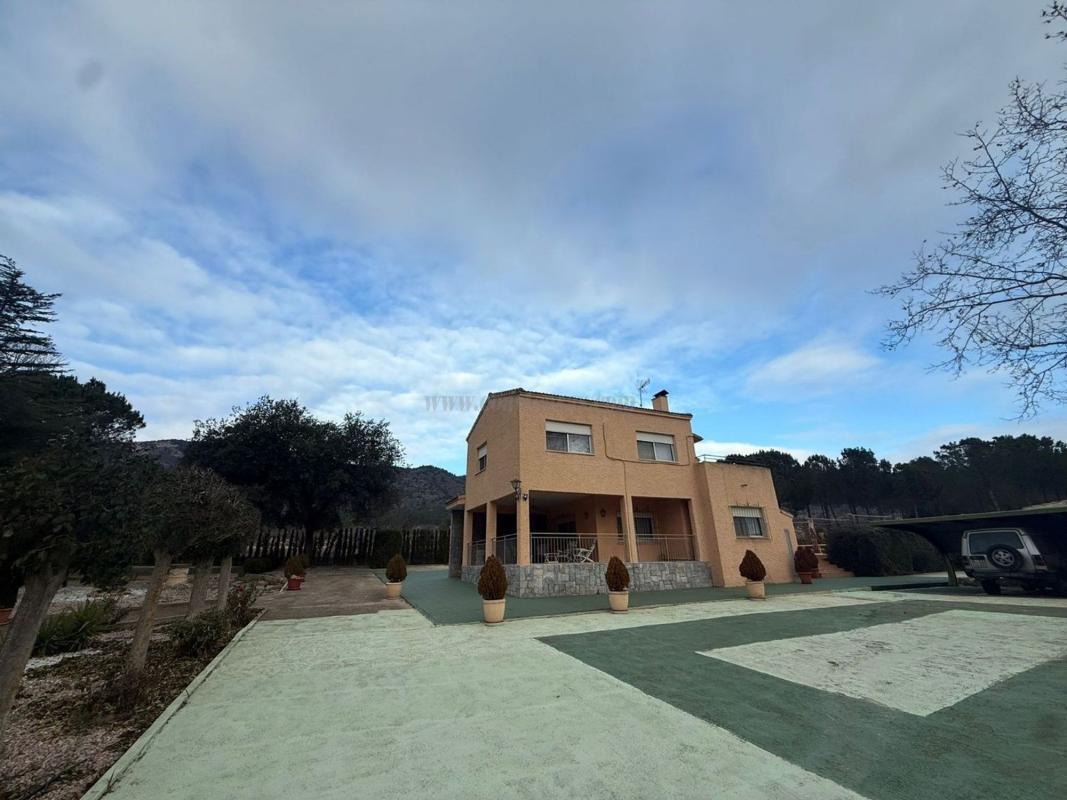 Venta de villa en Salinas
