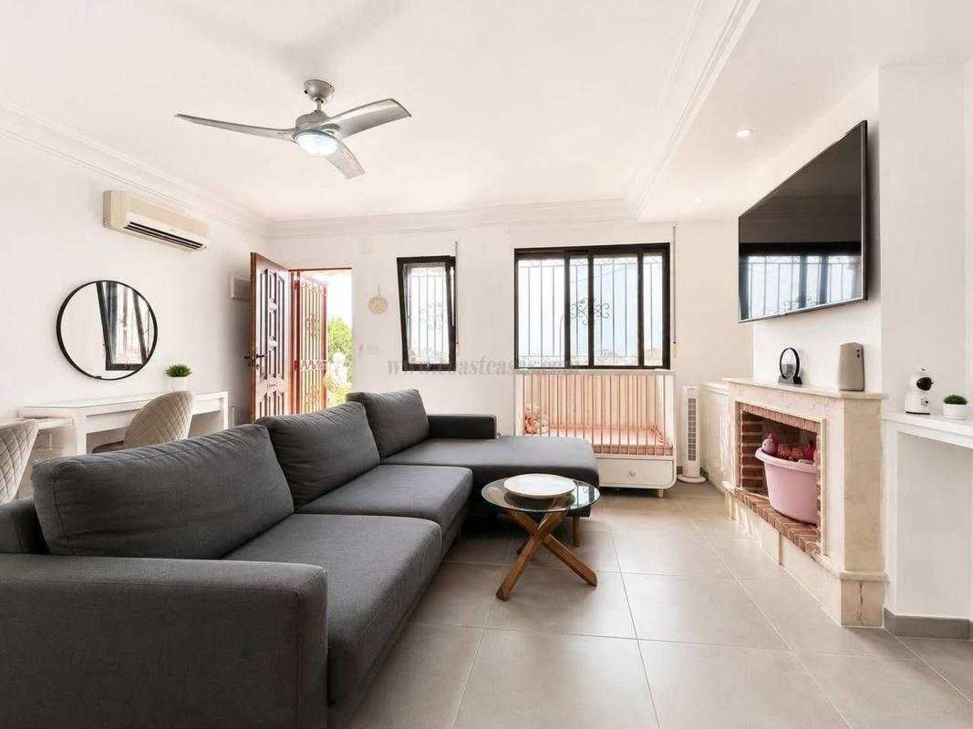 Venta de villa en Orihuela
