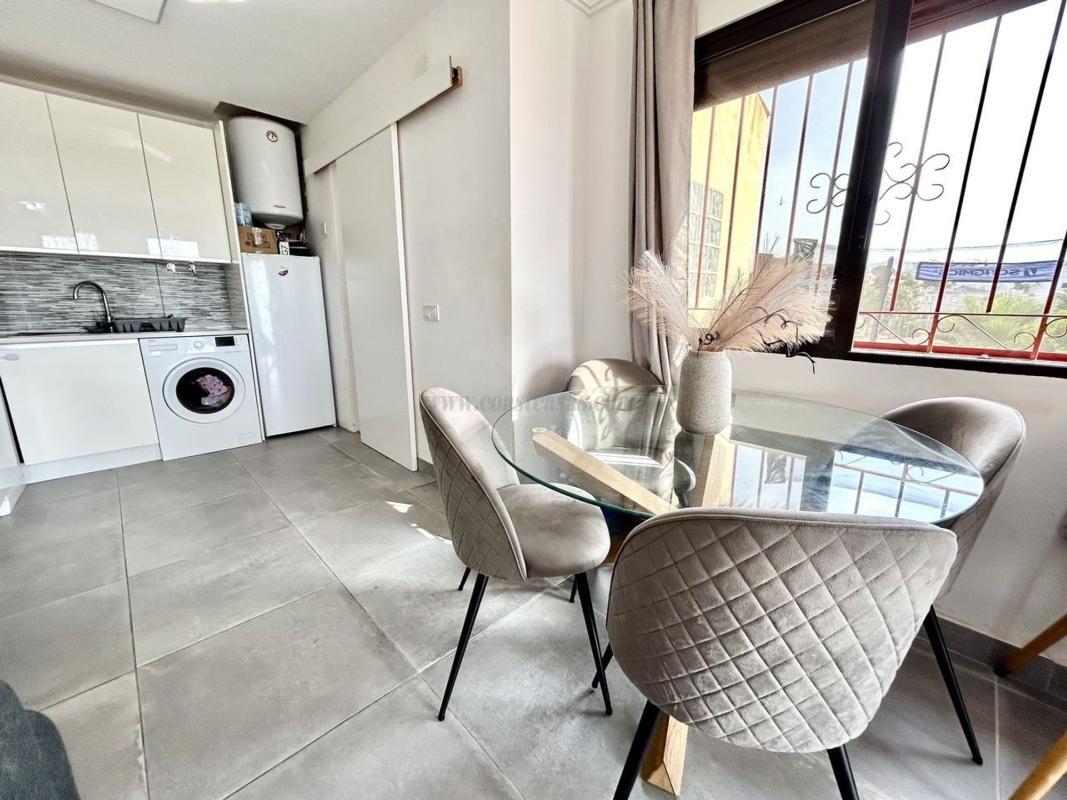 Venta de villa en Orihuela