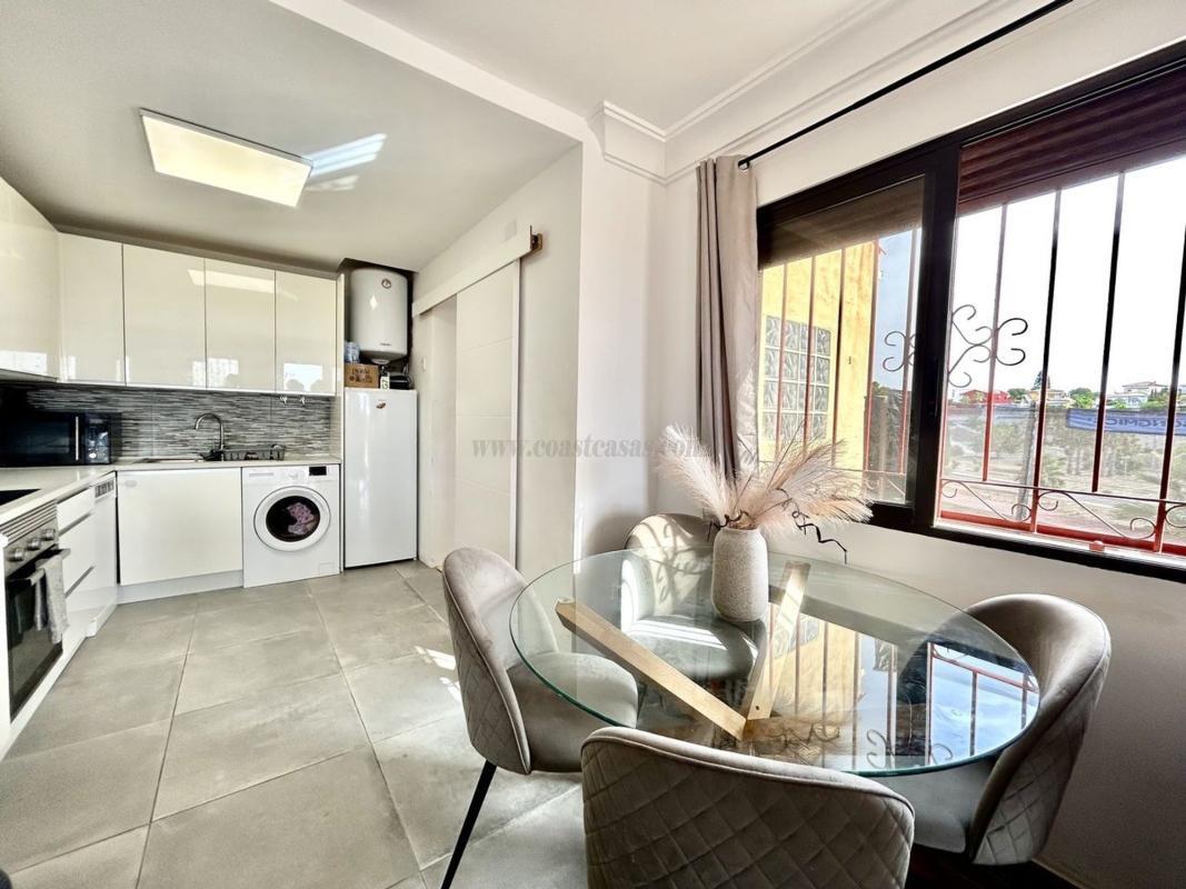 Venta de villa en Orihuela