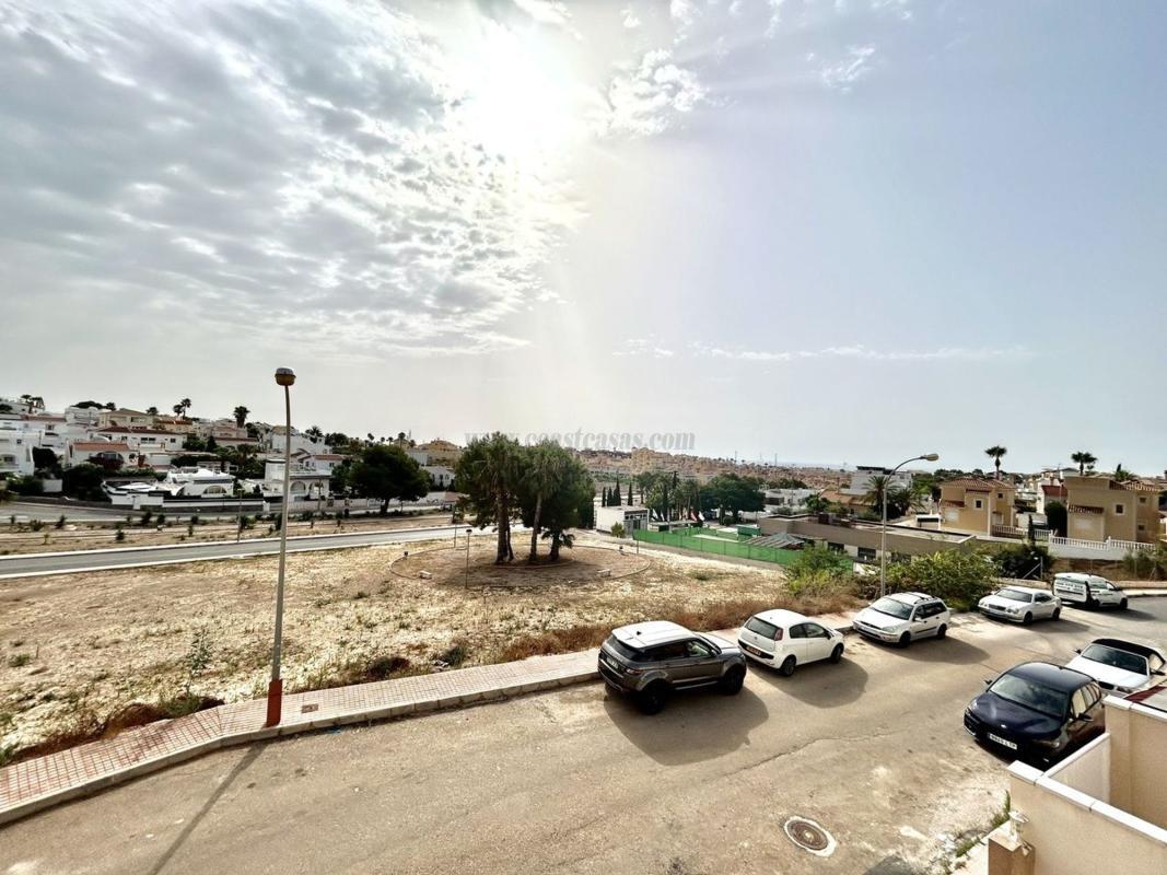 Venta de villa en Orihuela