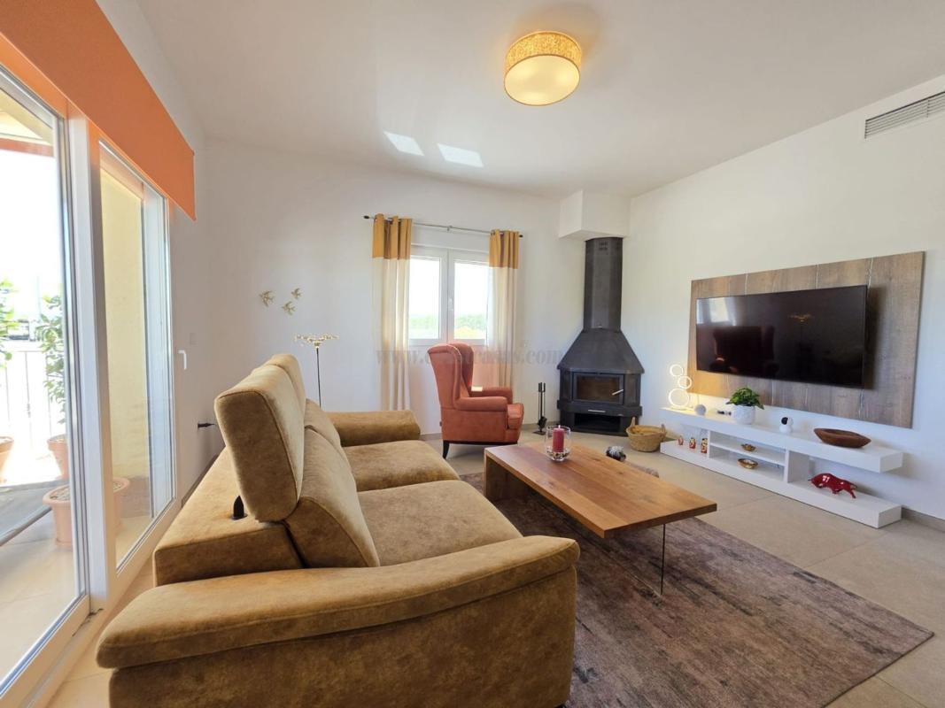 Venta de villa en Pinoso