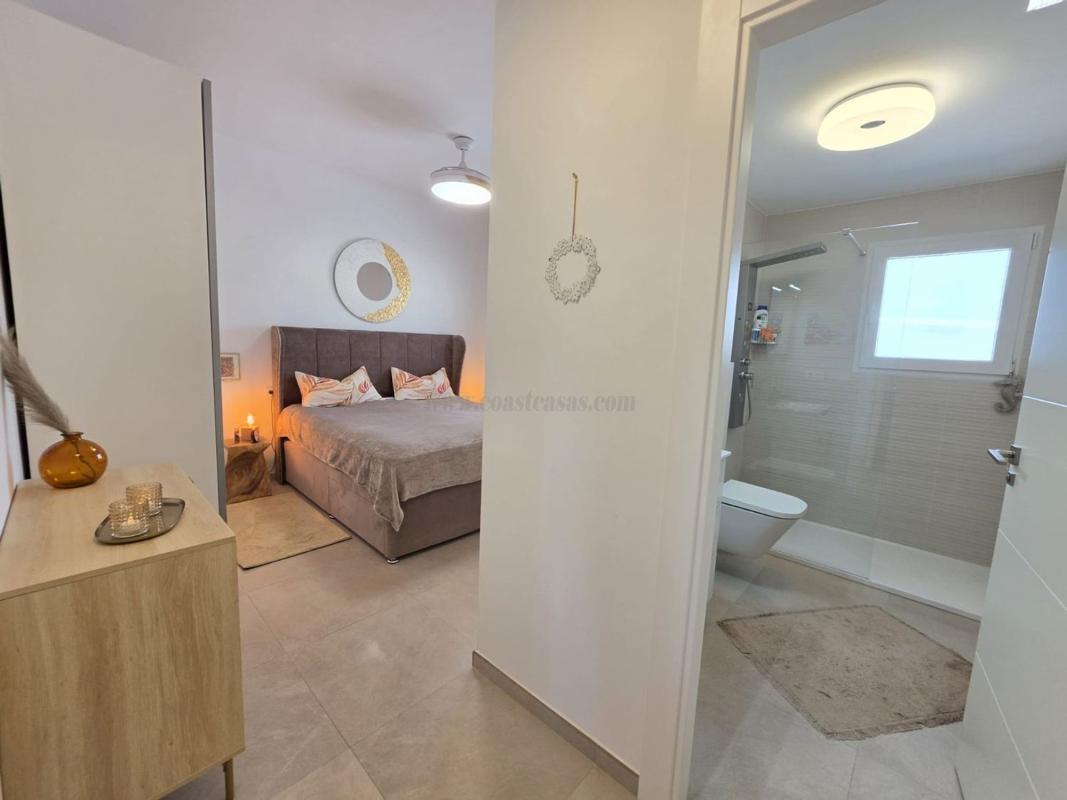 Venta de villa en Pinoso