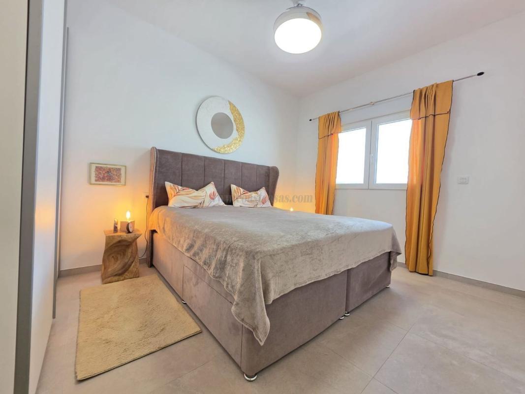 Venta de villa en Pinoso