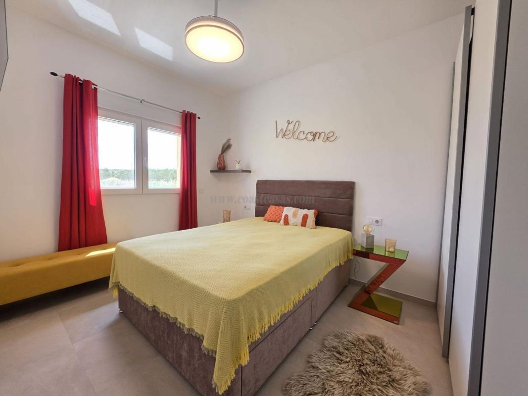 Venta de villa en Pinoso
