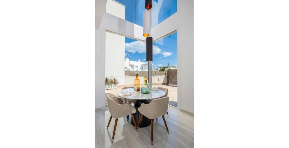 Venta de villa en Rojales