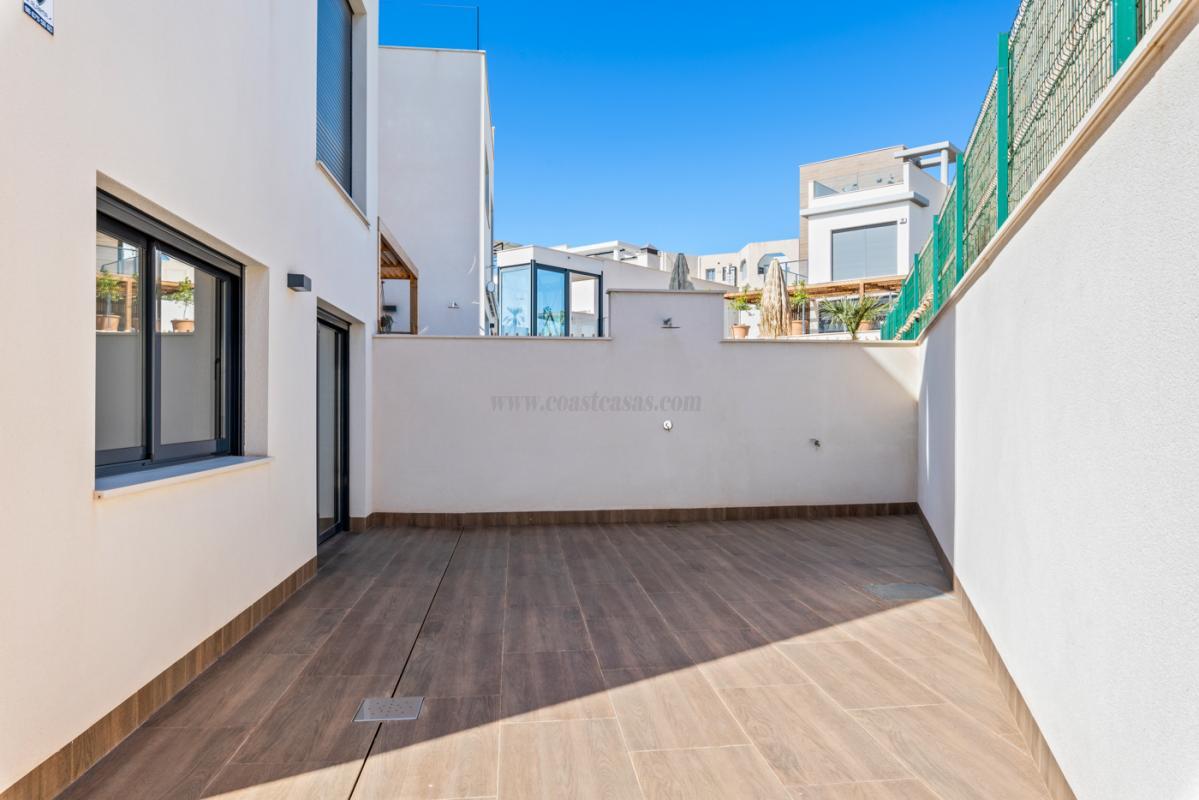 Venta de bungalow en San Miguel de Salinas