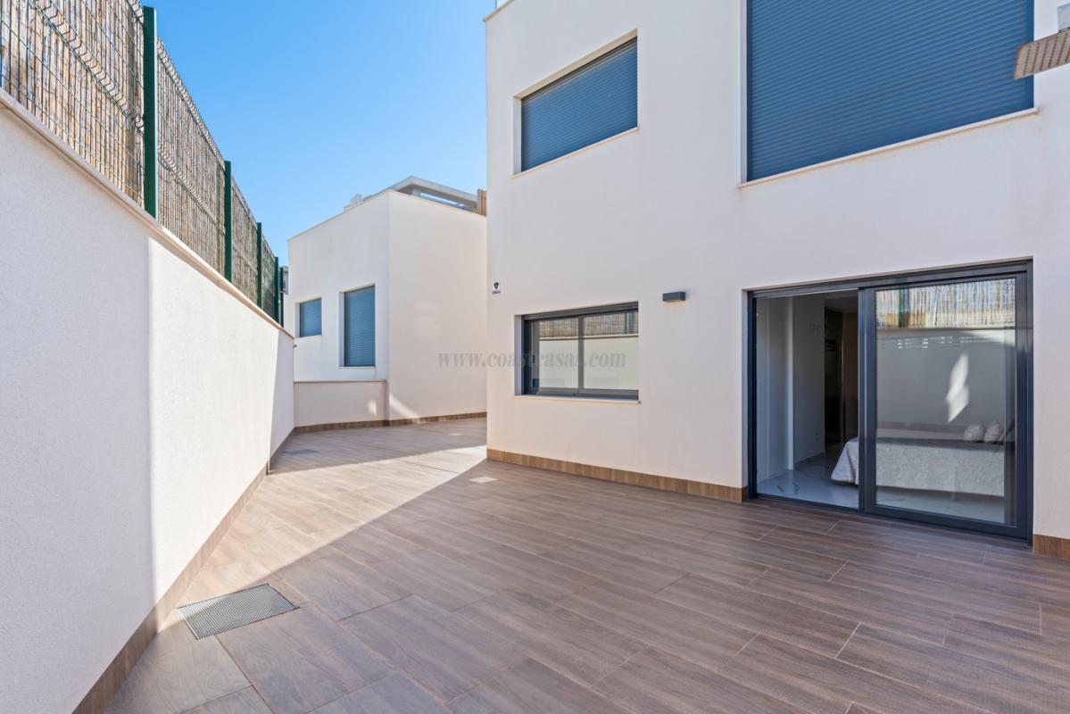 Venta de bungalow en San Miguel de Salinas