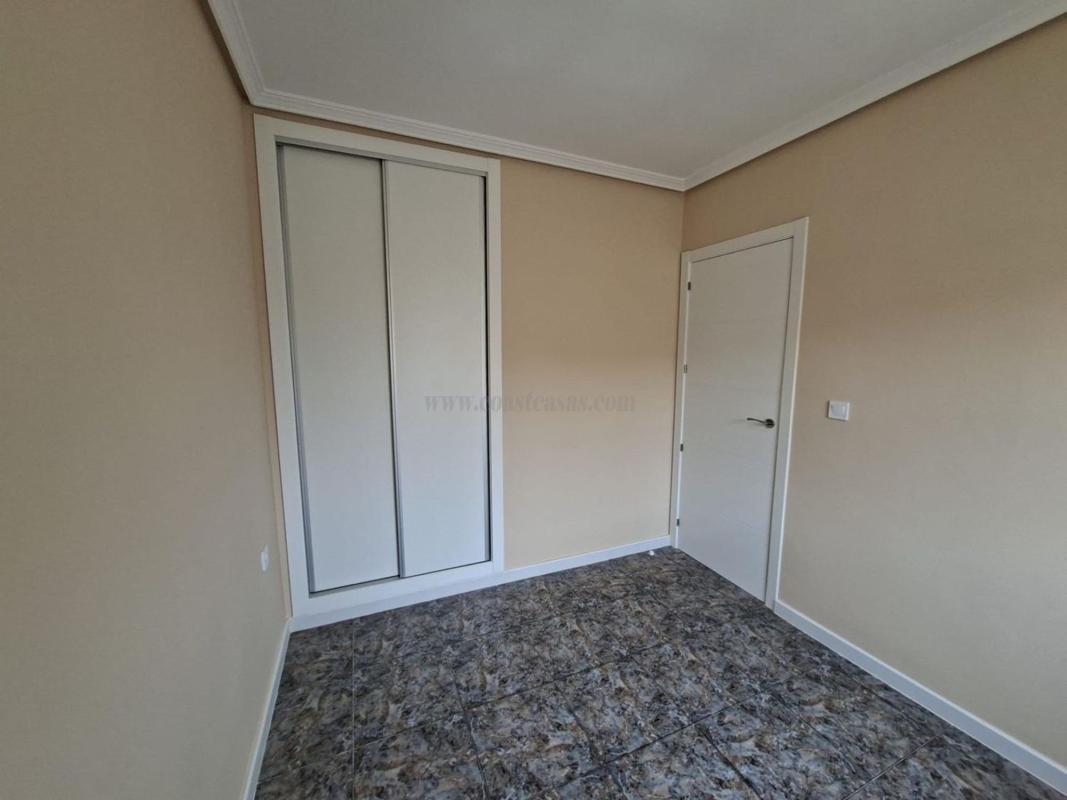 Venta de villa en Orihuela