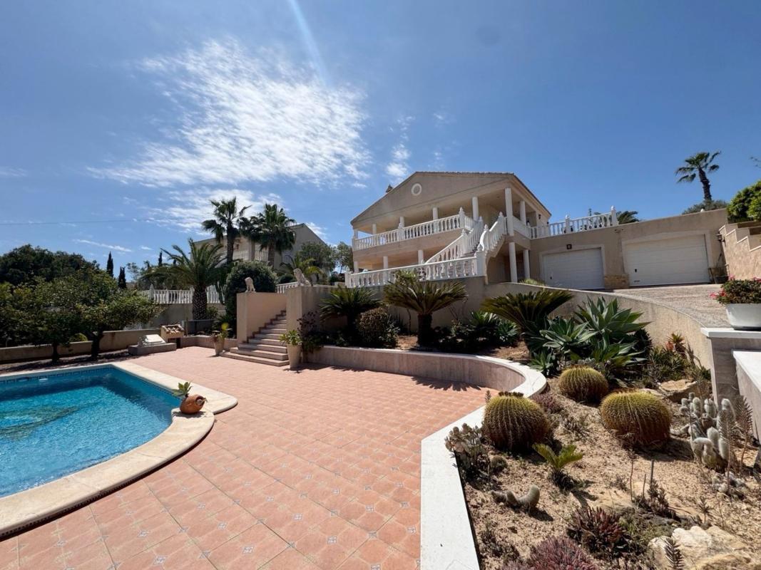 Venta de villa en Algorfa