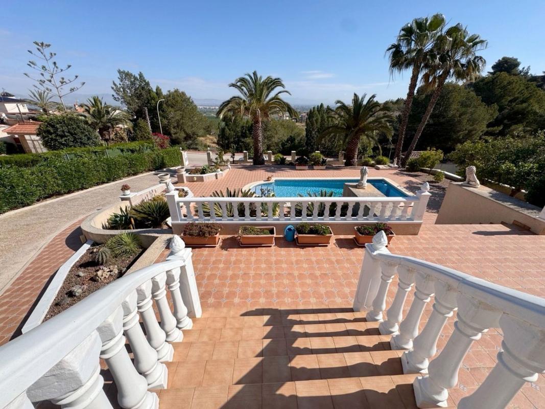 Venta de villa en Algorfa