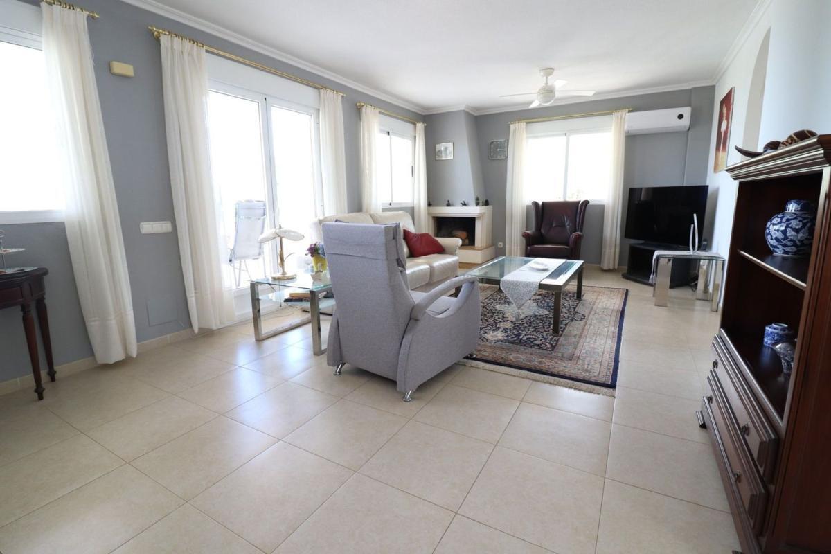 Venta de villa en Algorfa