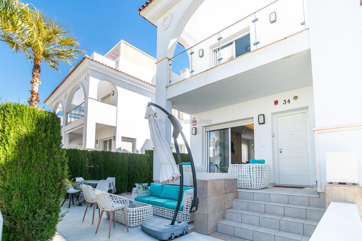 Venta de villa en Rojales
