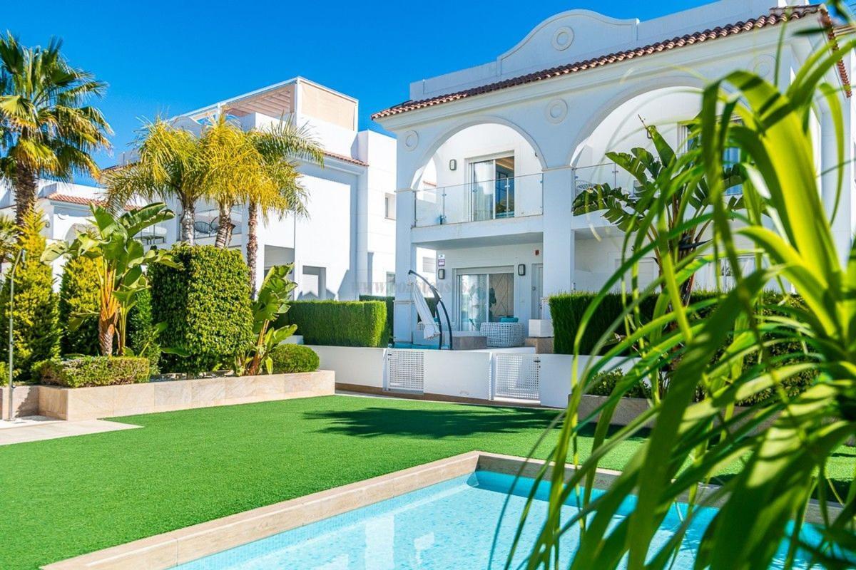 Venta de villa en Rojales