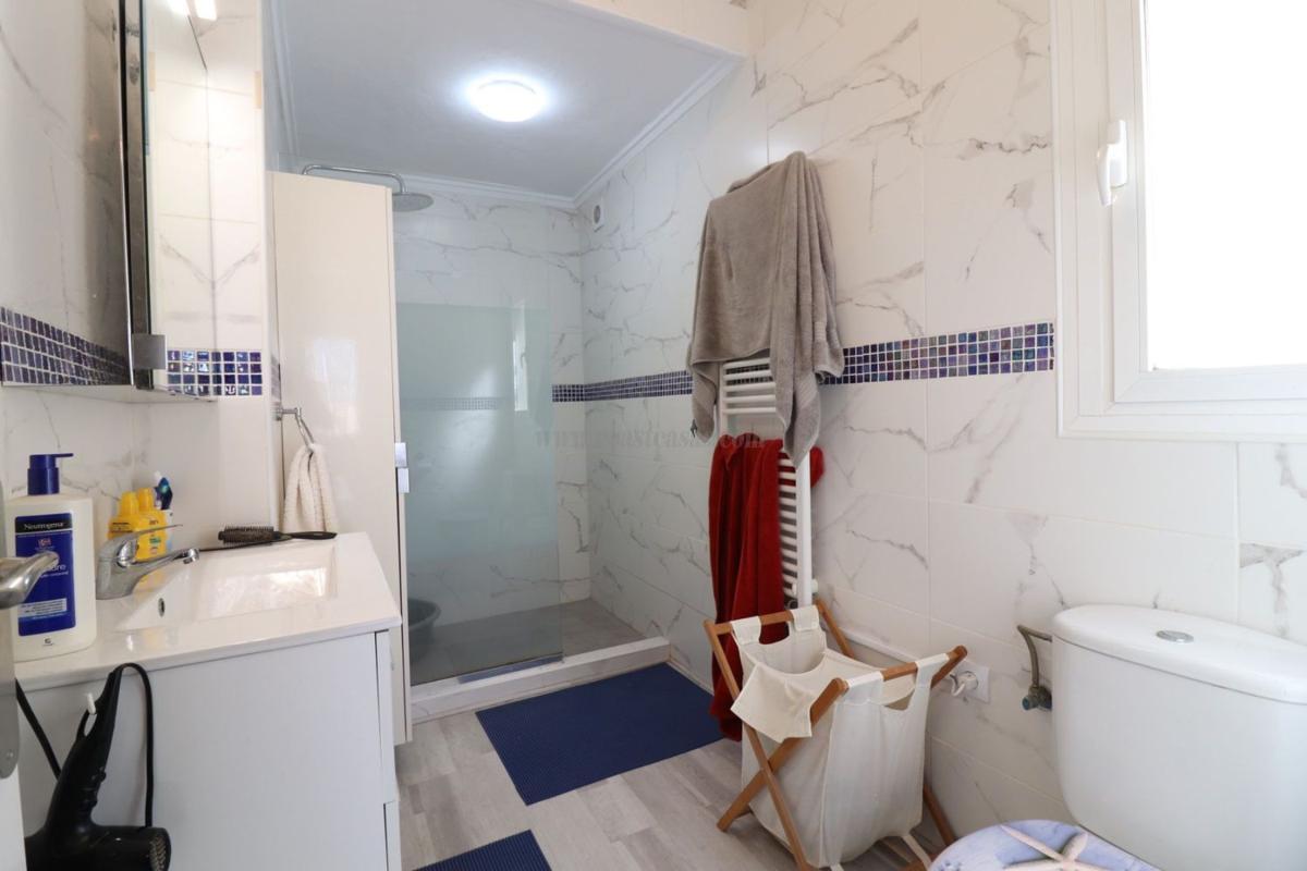 Venta de villa en Rojales