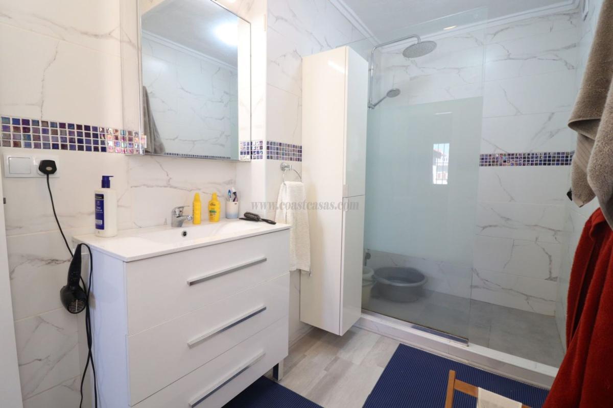 Venta de villa en Rojales