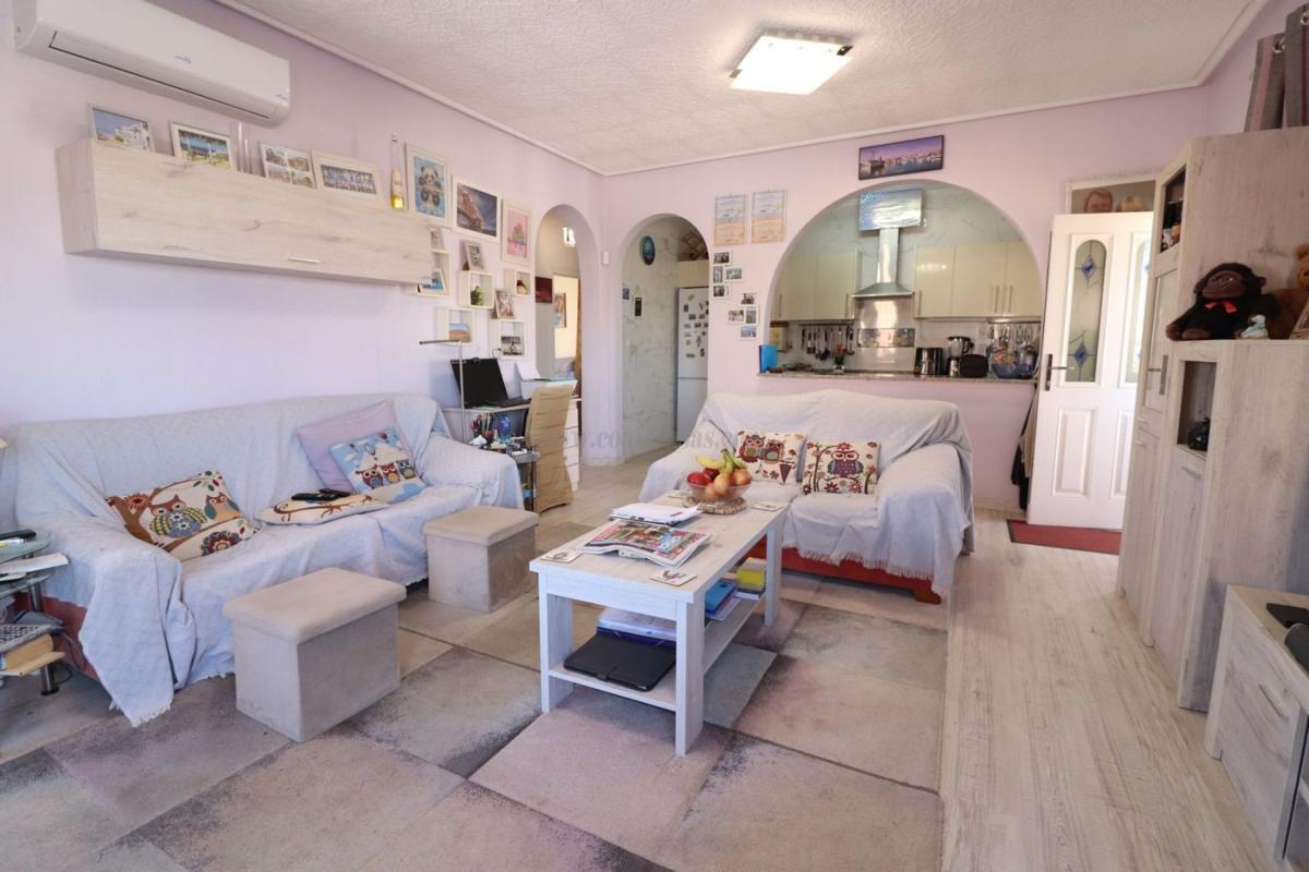Venta de villa en Rojales