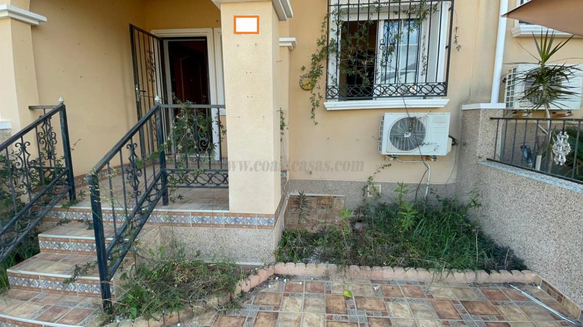 For sale of house in Orihuela Costa
