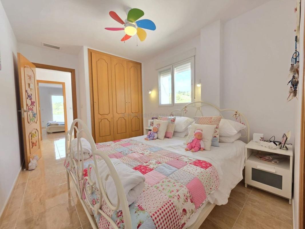Venta de villa en Pinoso