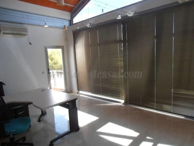For sale of commercial in Orihuela Costa