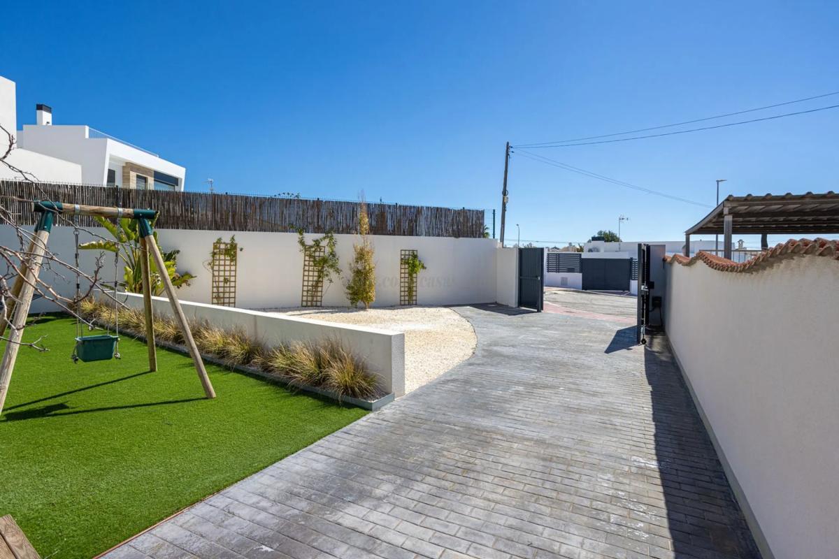 Venta de villa en Rojales