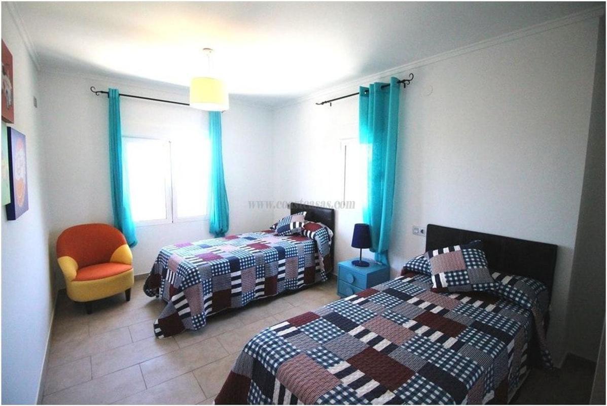 Venta de villa en Sella