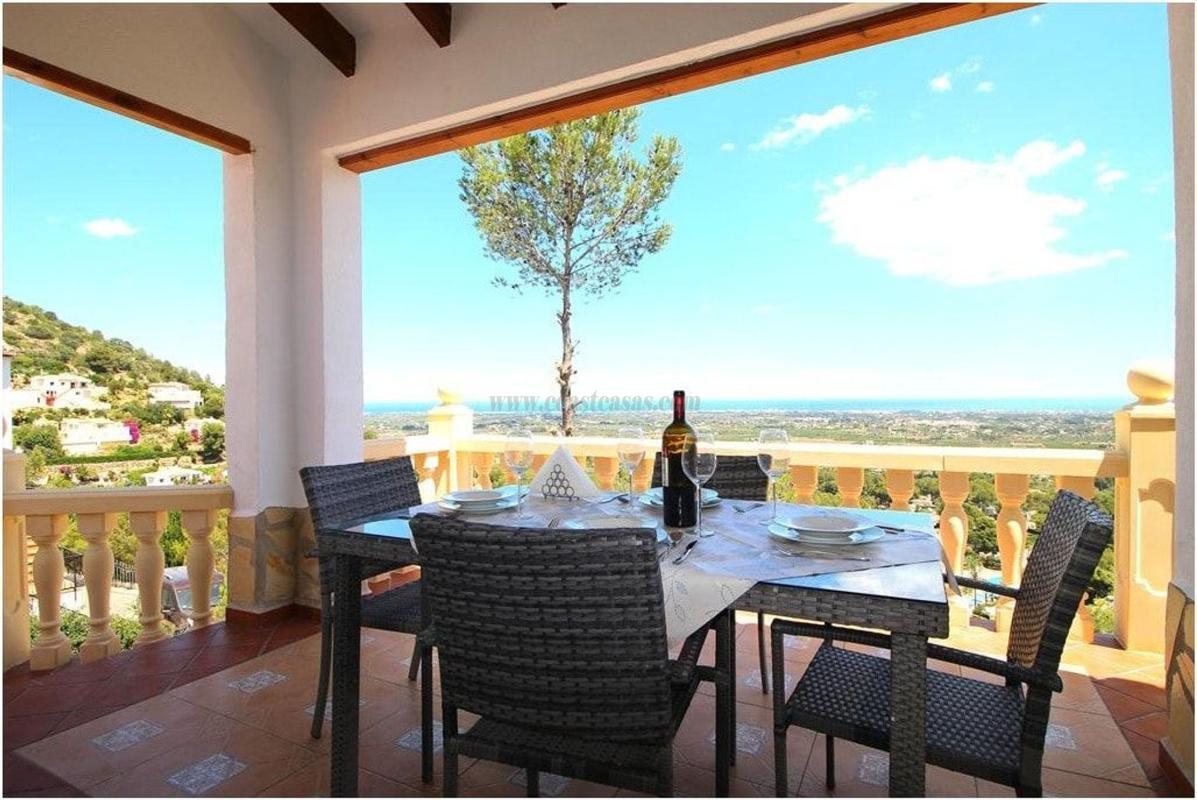 Venta de villa en Sella
